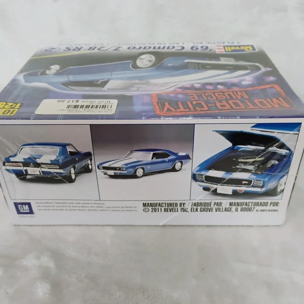 Revell 69 Camaro Z/28 RS Motor-City Muscle 1:25 Scale Model Kit 85-7457 NEW